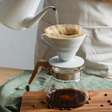 Temperatura ideal da água para chá e café para garantir sabor e benefícios