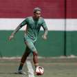 Após Riquelme, Isaque também vira preocupação no Fluminense