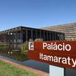 Diplomata envia desenho de "pênis alado" a colega e caso para na Corregedoria do Itamaraty