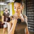 Mais peso ou mais repetições? Treino para ganhar massa muscular rápido