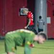 Vitória vence o Sport e reassume a liderança do grupo na Copa do Nordeste
