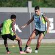 Vasco quer renovar contrato com Puma Rodríguez