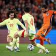 Atuação de Memphis Depay divide opiniões na Holanda: 'Não jogou no ritmo que a partida exigia'