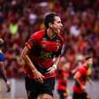 Sport marca no fim e larga na frente na final do Pernambucano