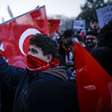 Centenas de pessoas são presas na Turquia por protestos contra prisão de opositor de Erdogan