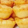 Bolinho sem trigo e sem açúcar para comer no lugar do pão francês no café da manhã