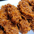 Cocada preta da vovó com apenas 3 ingredientes: doce simples e irresistível para a festa junina!