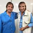 'Cover oficial' de Roberto Carlos encontra cantor e se emociona: 'Presente de Deus'
