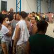 Fila de madrugada não garante inscrição em centro esportivo inacabado de SP