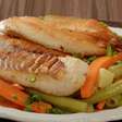Tilápia grelhada com legumes: uma receita simples e saborosa