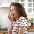 Lanche noturno saudável: 5 frutas que saciam e promovem o sono