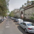 Passeio guiado gratuito explora lendas urbanas e revive crimes da Rua do Arvoredo no Centro de Porto Alegre