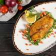 Peixe assado com batata-doce: dê uma chance a esse prato único