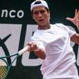 Leonardo Storck se prepara para buscar vaga em Roland Garros a partir da próxima semana