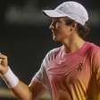 Djokovic elogia João Fonseca e vê potencial de 'um novo Guga'