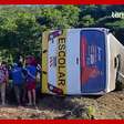 Ônibus escolar tomba e deixa dois estudantes mortos na Paraíba