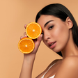 Entenda por que a vitamina C é a melhor amiga da sua pele