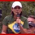 Michelle manda recado ao ver faixa de Lula e faz apelo a Fux: 'Não vai jogar o seu nome na lama'