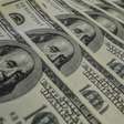 Dólar cai e fecha a R$5,64, com mercado de olho em guerra comercial entre EUA e China
