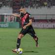 De fora? Shaylon preocupa e pode desfalcar Atlético-GO na Série B