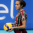 Levantadora chama a atenção ao jogar grávida de 5 meses; veja