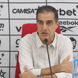 Renato Paiva lamenta derrota do Botafogo e afirma: 'temos que reagir quarta-feira'