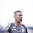 Técnico Pedro Caixinha é demitido do Santos após início ruim no Brasileirão