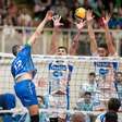 Praia Clube e Vôlei Renata seguem vivos nas quartas da Superliga