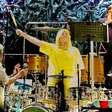 The Who demite baterista Zak Starkey após desentendimento em show: 'Decisão coletiva'