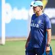 Grêmio demite o treinador Gustavo Quinteros