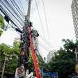 No Feriado de Tiradentes e pós feriadão 14 bairros de Porto Alegre terão desligamento de energia em algumas ruas; Confira a lista dos locais