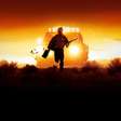 "Onde os Fracos Não Têm Vez" (2007): Thriller Neo-Western Tenso e Moralmente Ambíguo sobre um Acordo de Drogas que Deu Errado