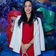 Grávida fashionista! Bruna Biancardi alia conforto e estilo com vestido vermelho, blazer branco, e leva Mavie à aniversário
