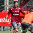 São Paulo volta a treinar e terá mudança no ataque para enfrentar o Santos