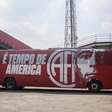 America-RJ lança ônibus com imagem de Romário, seu presidente