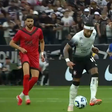 Memphis faz 2, conduz Corinthians à virada sobre o Sport no Brasileirão e ameniza crise