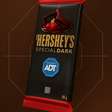 Hershey's passa a vender chocolate com embalagem que avisa furto por bluetooth