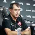 Carille se diz satisfeito com a postura do Vasco e abre o jogo sobre sondagem do Corinthians