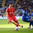 Liverpool ganha, rebaixa o Leicester e pode conquistar Campeonato Inglês sem entrar em campo