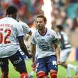 Com gol nos acréscimos, Bahia bate Ceará e vence a primeira no Brasileirão