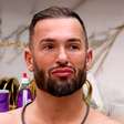 'BBB 25': Diego ousa no look e é chamado de 'bailarino de tango'