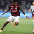 Plata vira desfalque do Flamengo contra a LDU; veja escalação