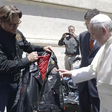 Presentão: papa Francisco leiloou moto Harley-Davidson por 241 mil euros