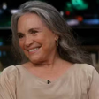 Regina Duarte diz que está cansada das novelas e brinca sobre volta à TV: 'Tem personagem mudo?'