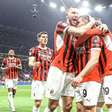 Milan passa o trator na Inter e se classifica à final da Copa da Itália