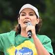 Carlos Bolsonaro elogia Michelle como "Leoa" após desentendimento público na família
