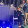 Vídeo: Messi bate boca com torcedor por causa de Cristiano Ronaldo