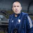 Leonardo Jardim admite vergonha pela situação do Cruzeiro na Sul-Americana