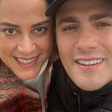 Silvia Abravanel se casa com cantor sertanejo e transmite cerimônia ao vivo no SBT