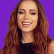 Ricky Martin surpreende Anitta com tapete de meditação